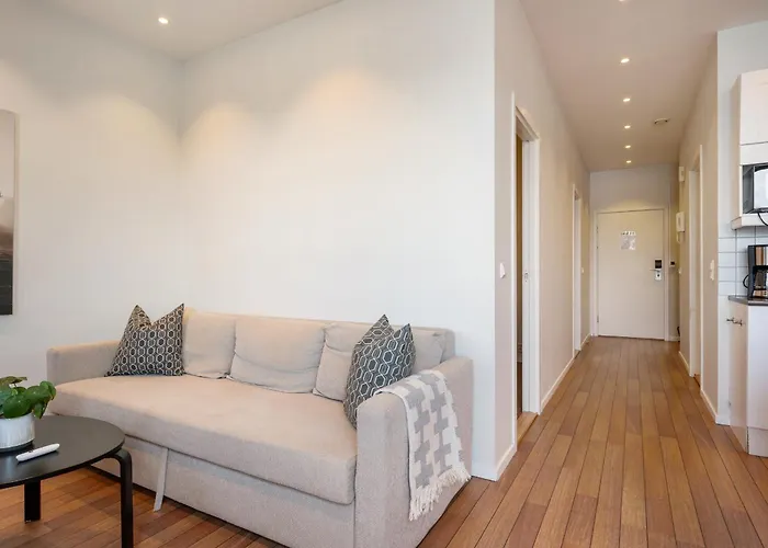 New! Sea Front Apt. With Terrace Above The Sea! דירה ברגן